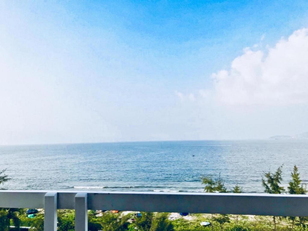 Whale Ocean View Hotel Da Nang Bagian luar foto