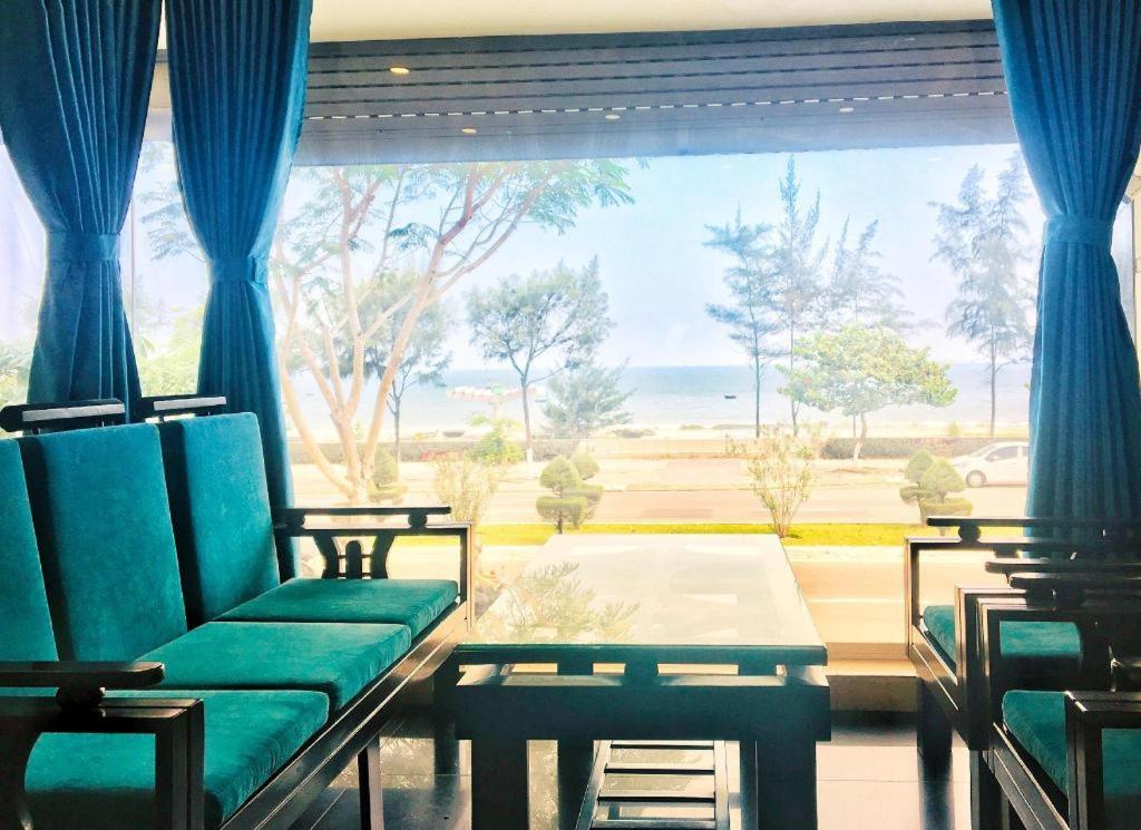 Whale Ocean View Hotel Da Nang Bagian luar foto