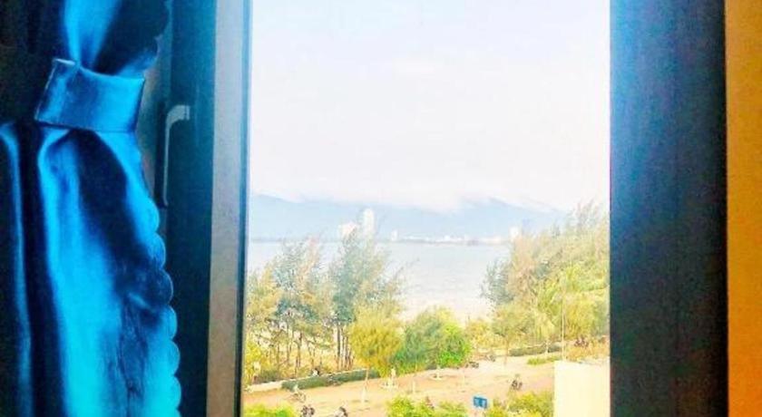 Whale Ocean View Hotel Da Nang Bagian luar foto