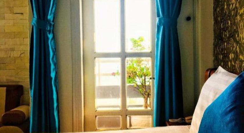 Whale Ocean View Hotel Da Nang Bagian luar foto